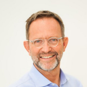 Prof. Dr. Ralf Huss